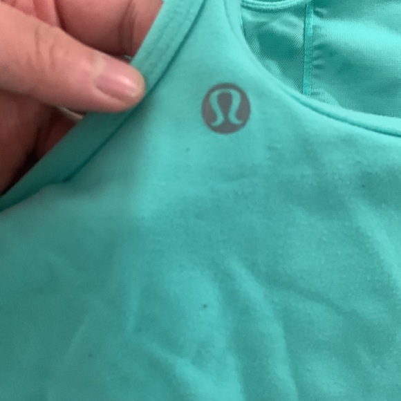 Lululemon Power Y tank - Picture 4 of 4